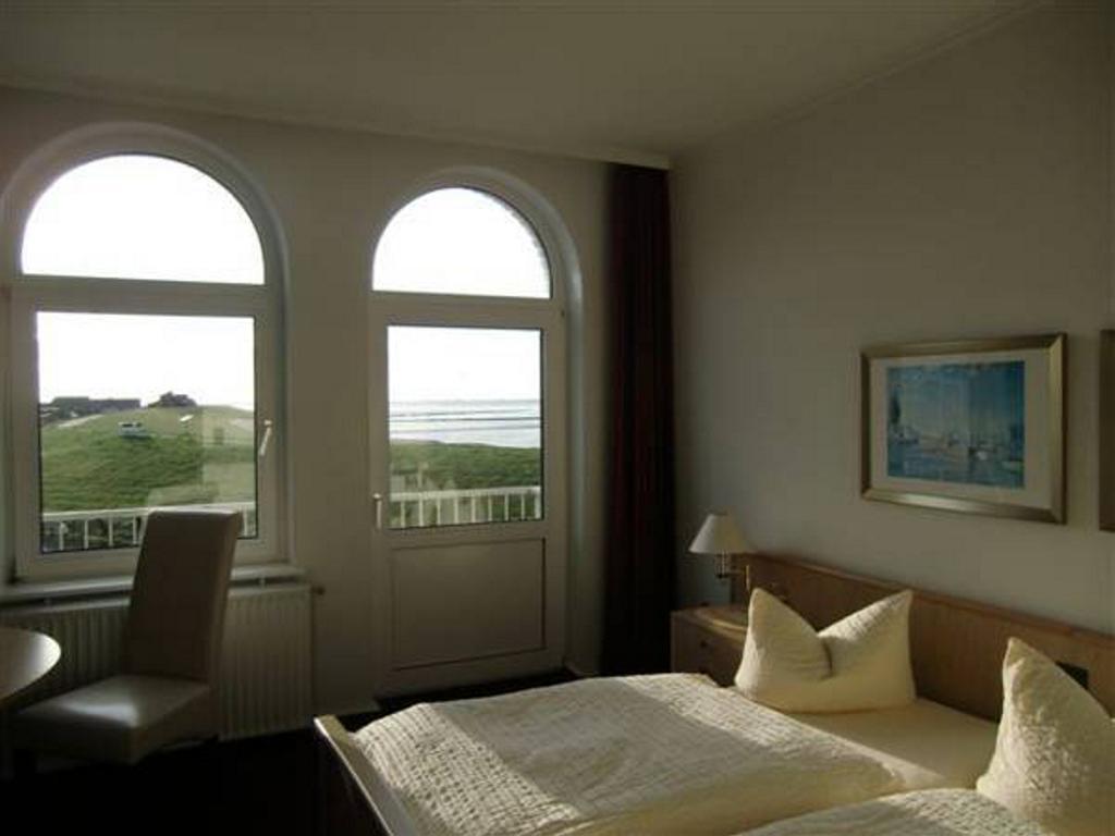 Strandhotel Dagebuell Direkt An Der Nordsee エクステリア 写真