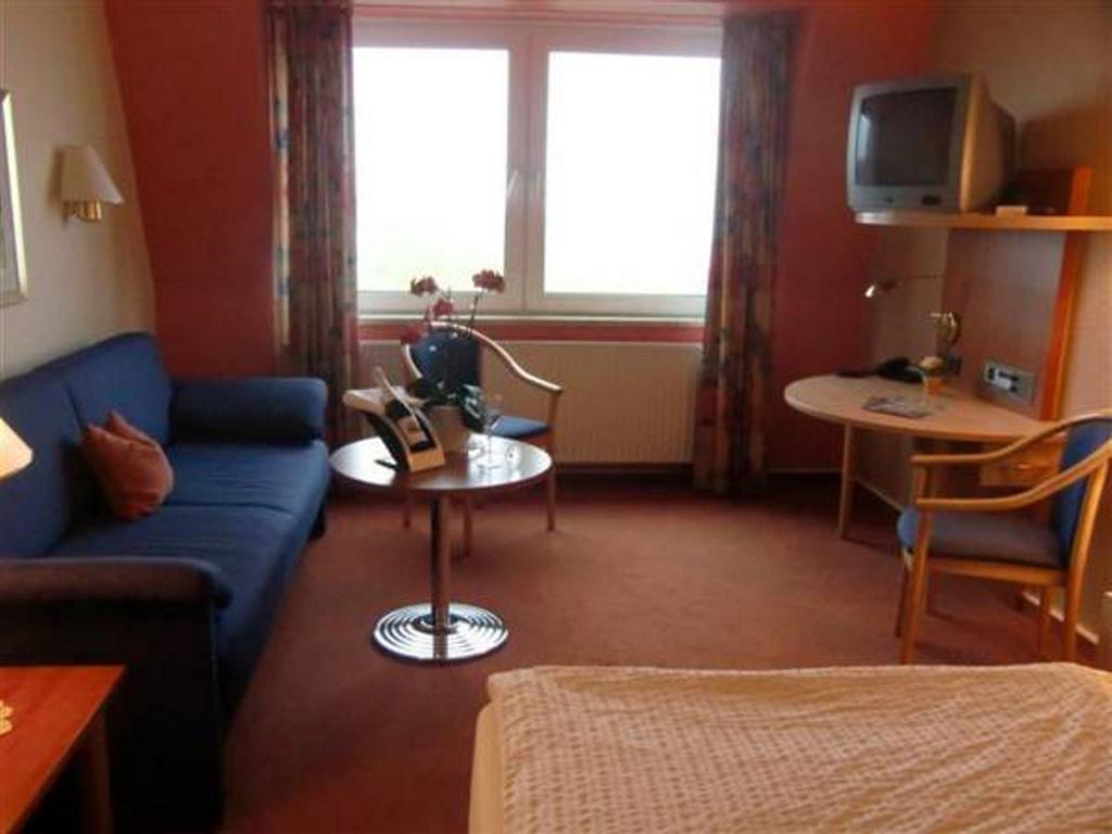 Strandhotel Dagebuell Direkt An Der Nordsee エクステリア 写真